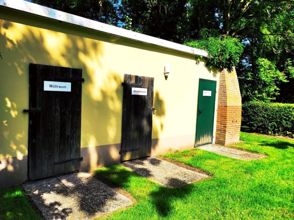 Sandkastenliebe Charmante Ferienwohnung In Villa Dornum Exteriör bild