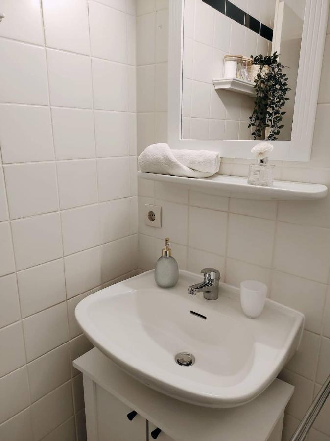 Sandkastenliebe Charmante Ferienwohnung In Villa Dornum Exteriör bild